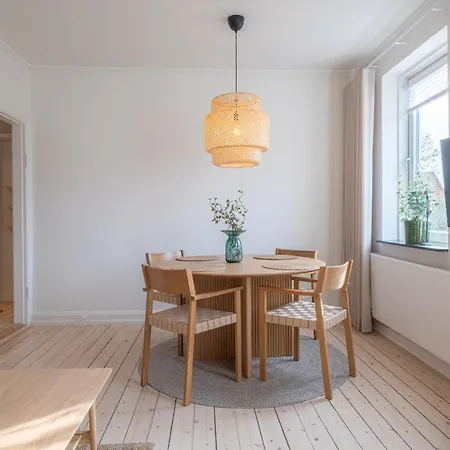 Newly Renovated 1-bed In Апартаменты Ольборг
