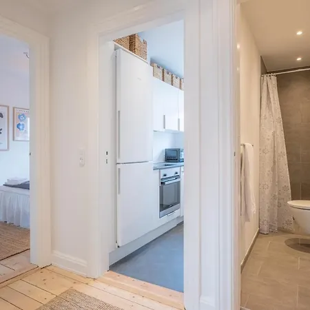 Апартаменты Newly Renovated 1-bed In *